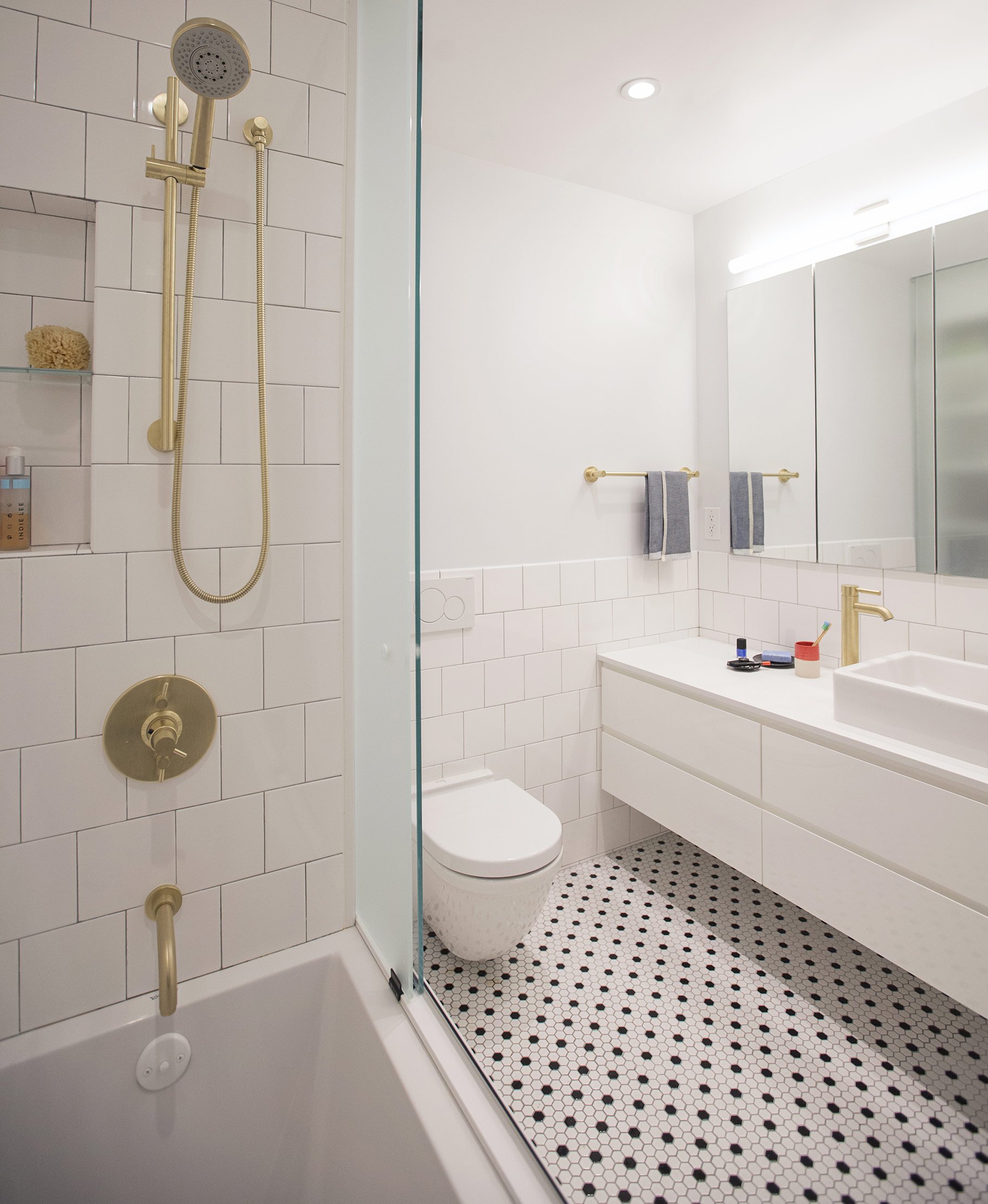 NYC Architect Architecture Renovate Renovation Residential Upper West Side Apartment Co-op Modern Pre-War Bathroom Subway Tile